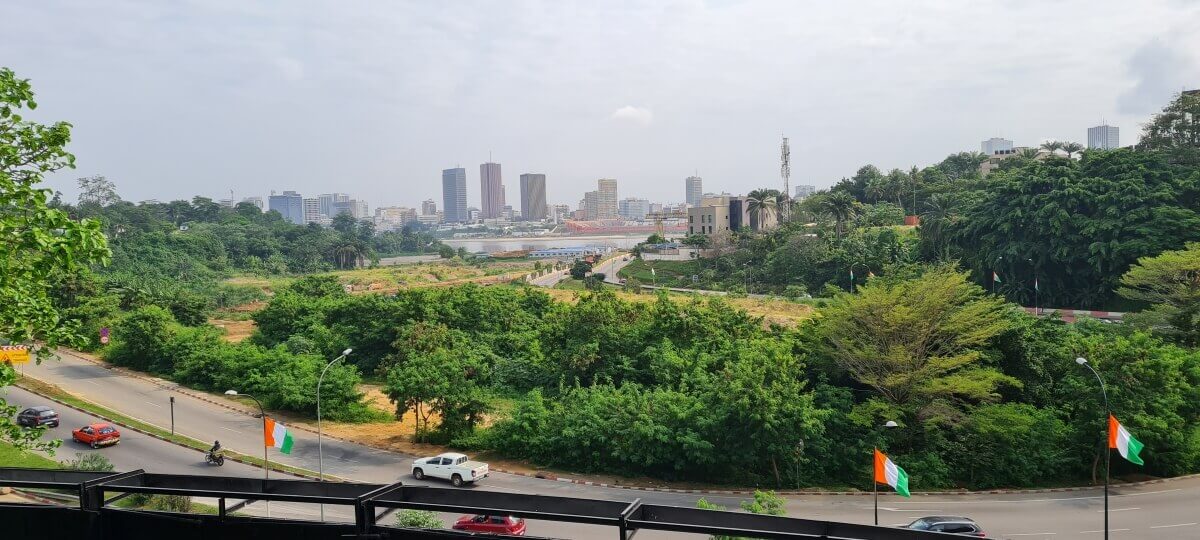 Costa de Marfil tiene la mayor velocidad de Internet de África, como muestra esta imagen de Abiyán.