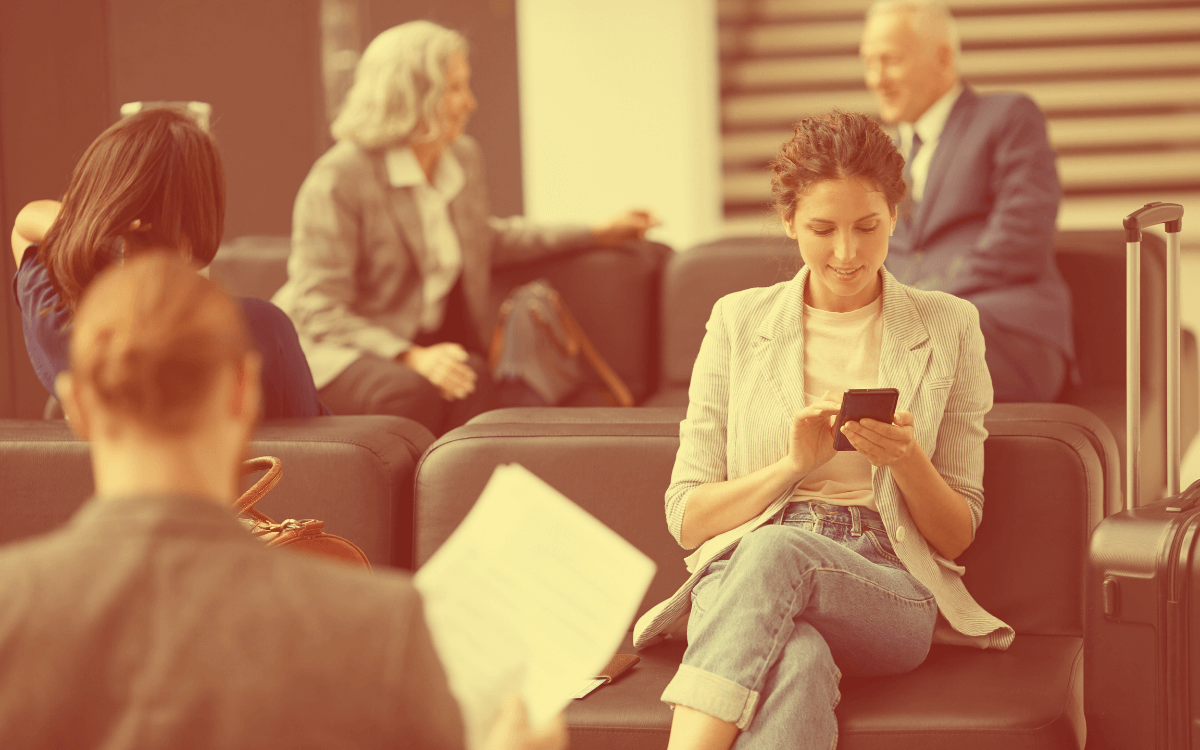 https://compareinternet.com/blog/public-wi-fi-safety-tips/