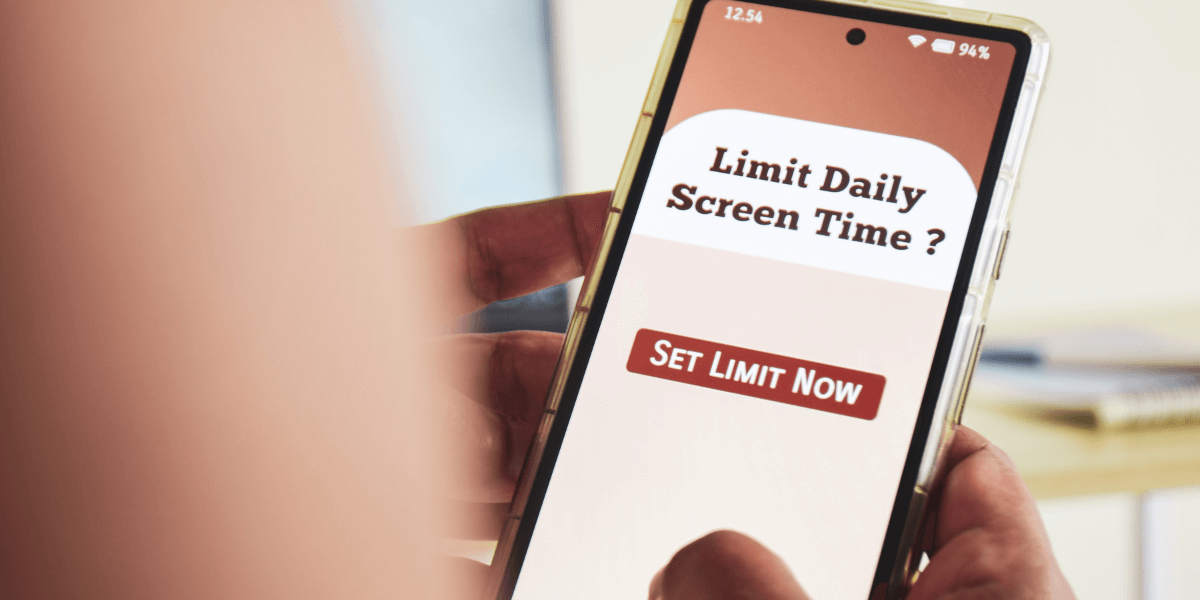 Phone with a screen time limit option 
