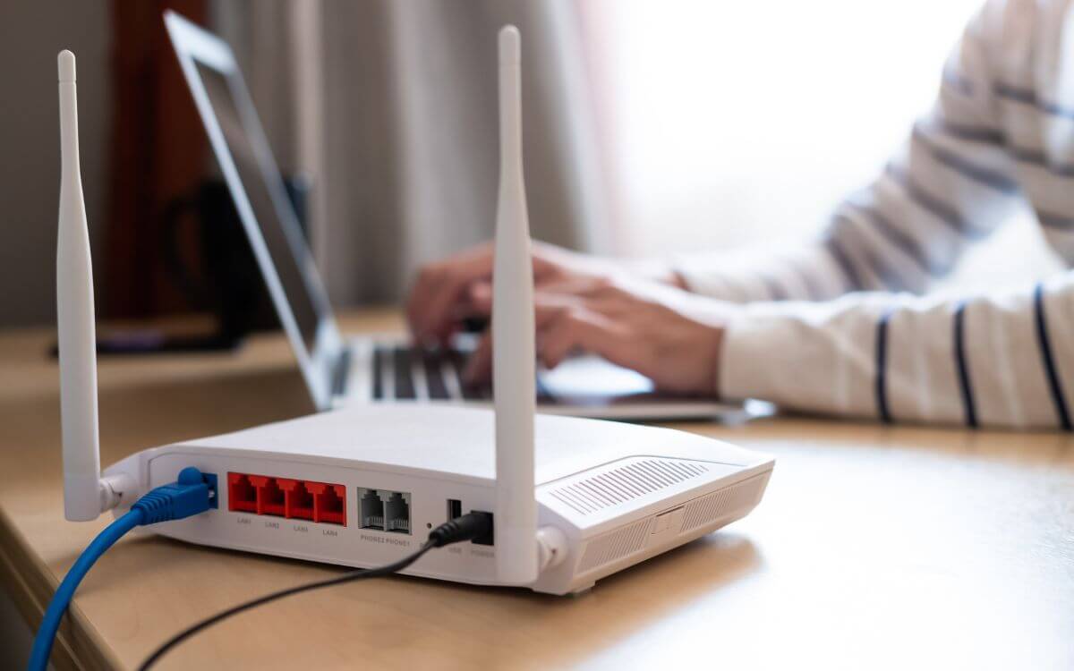 https://compareinternet.com/blog/essential-router-security-settings/