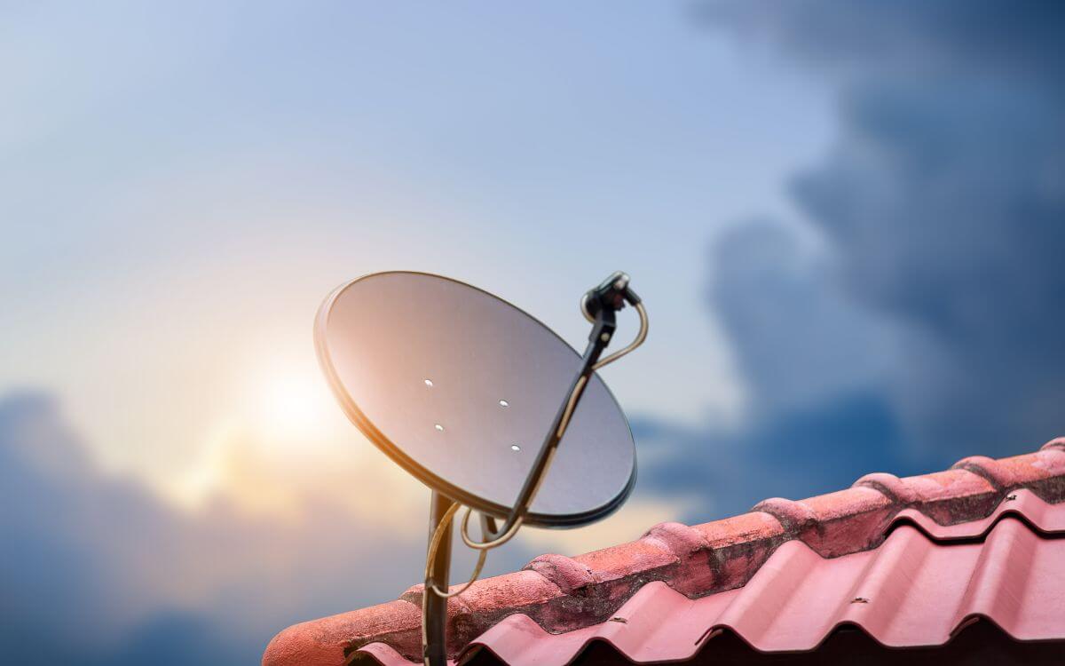 https://compareinternet.com/blog/how-to-get-internet-without-a-phone-line-or-cable/