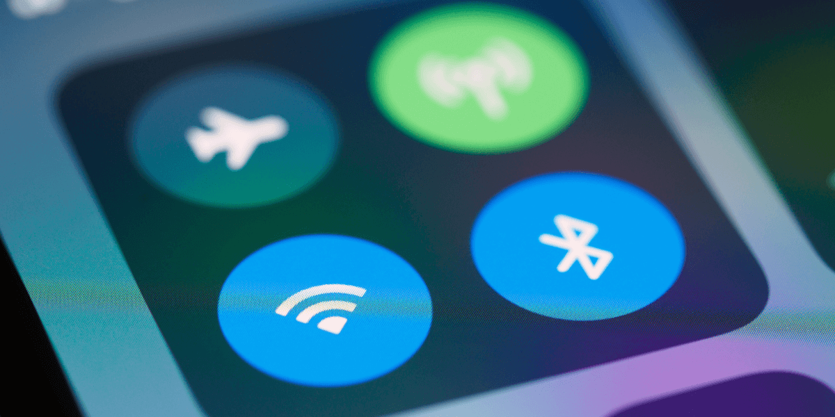 wi-fi connection on a cell phone