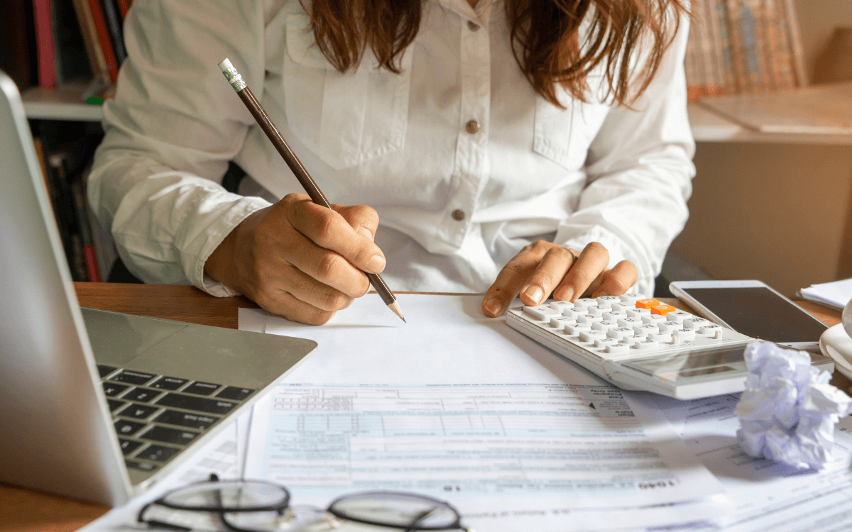https://compareinternet.com/blog/home-office-internet-tax-deductions-to-maximize-savings/