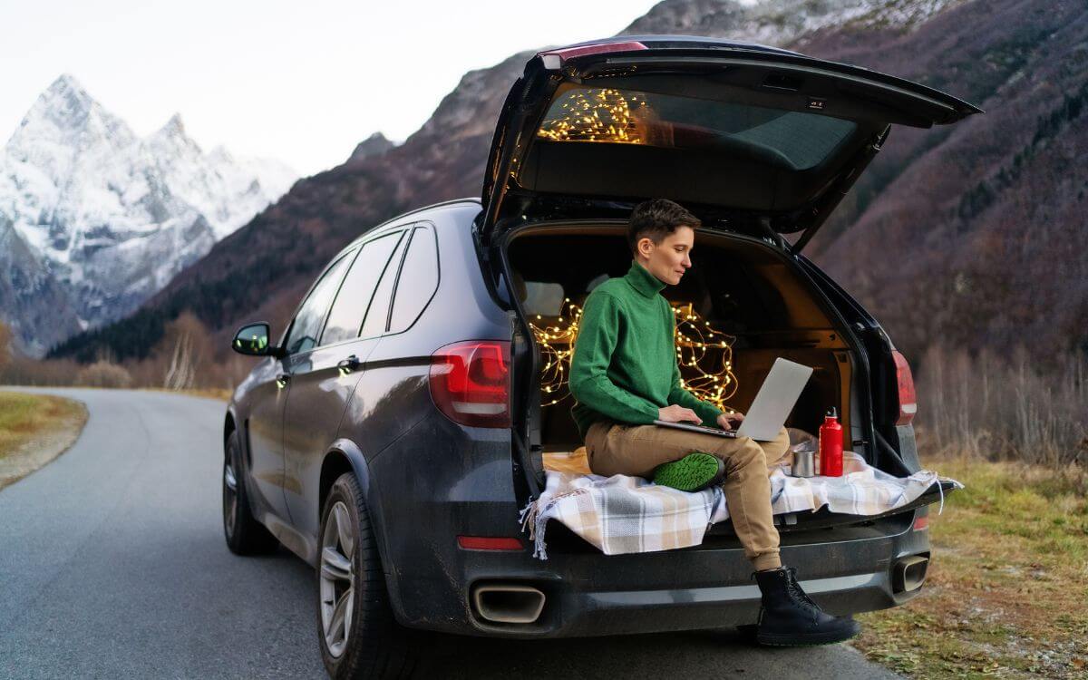 https://compareinternet.com/blog/5-ways-to-get-wi-fi-in-your-car/