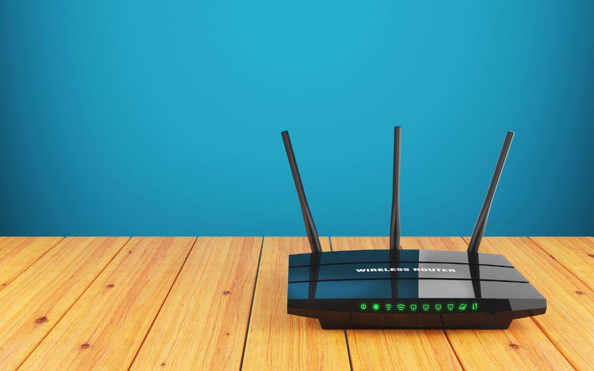 https://compareinternet.com/blog/what-are-the-best-firewall-routers-for-security/