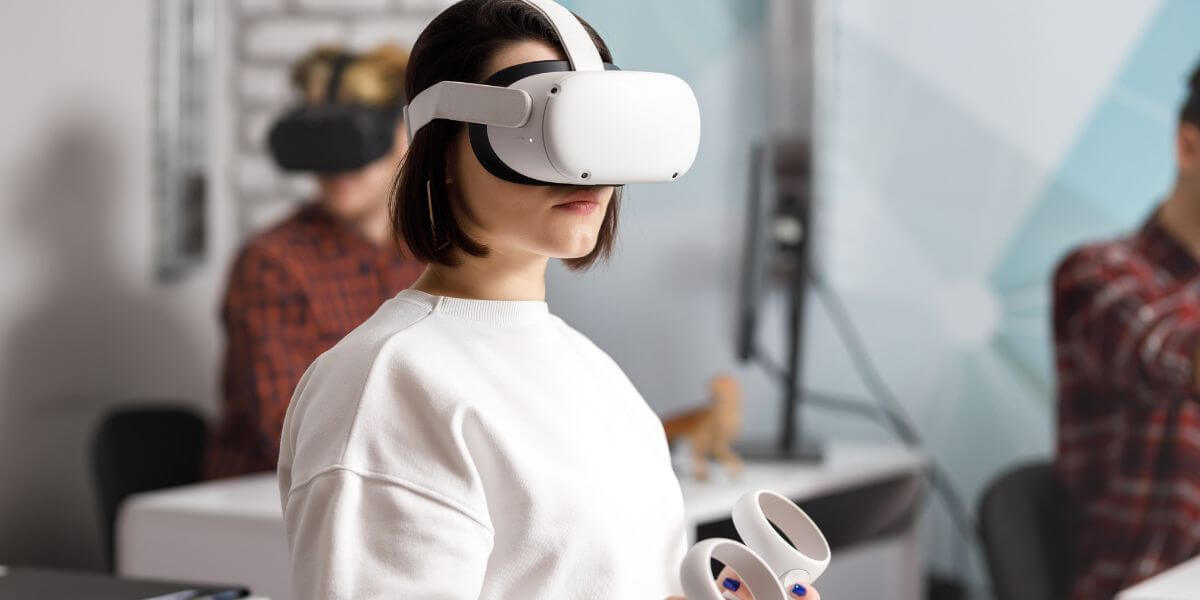 woman wearing vr headset