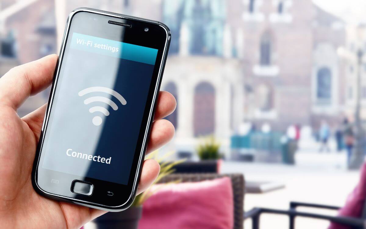 https://compareinternet.com/blog/what-is-mi-fi-your-complete-guide-to-portable-internet/