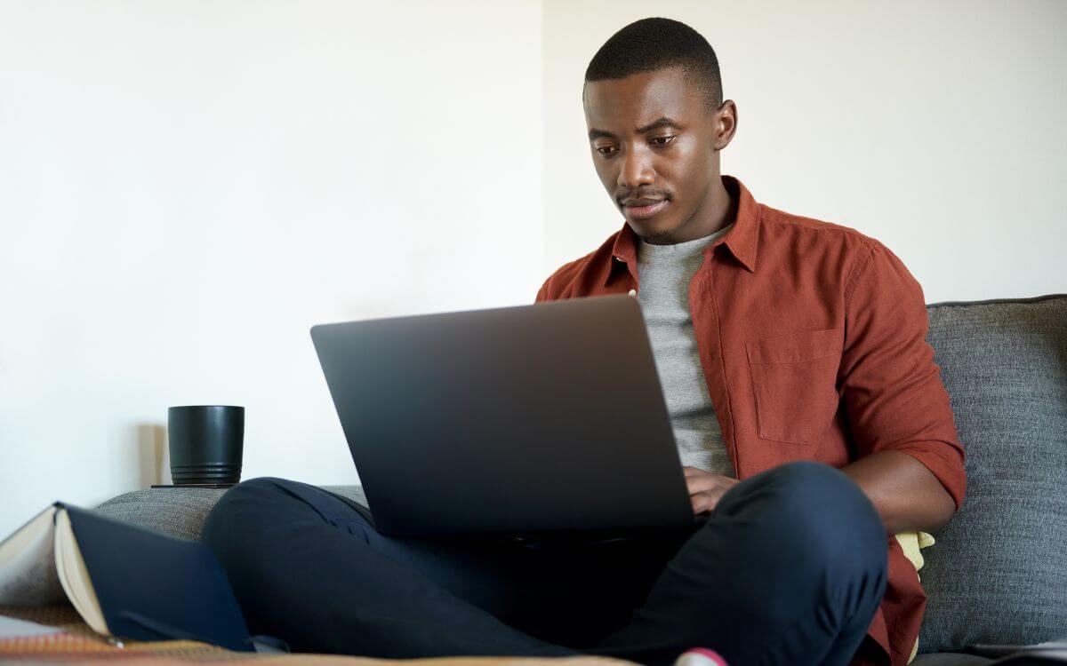 https://compareinternet.com/blog/spectrum-vs-xfinity/