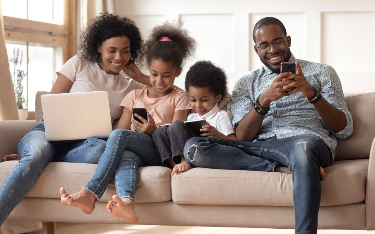 https://compareinternet.com/blog/best-internet-price-locks/