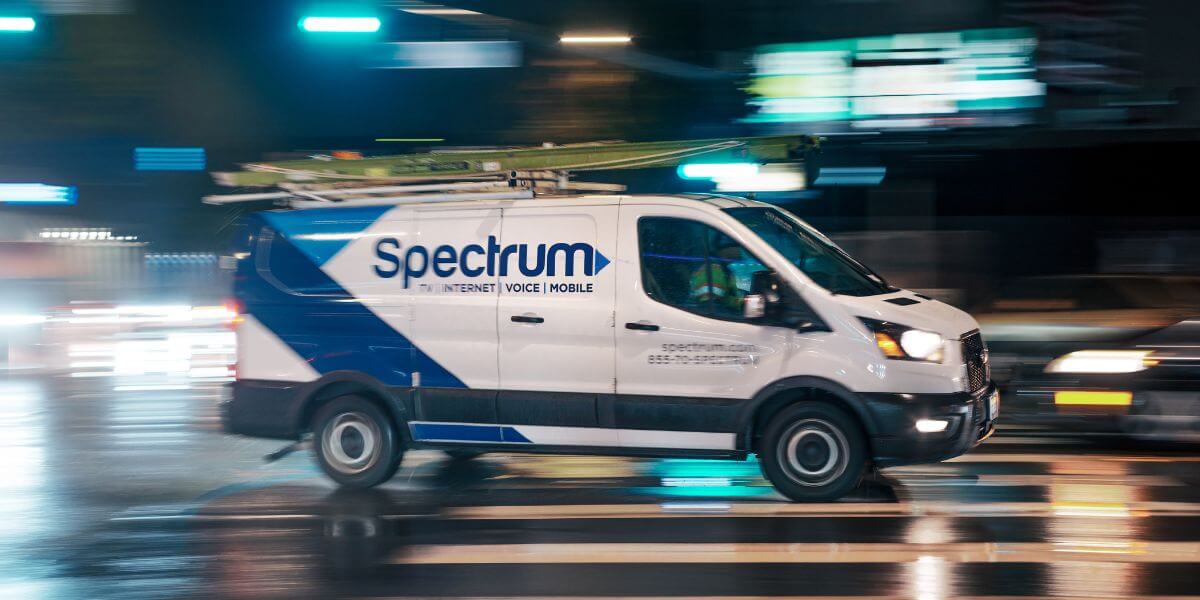 spectrum internet truck