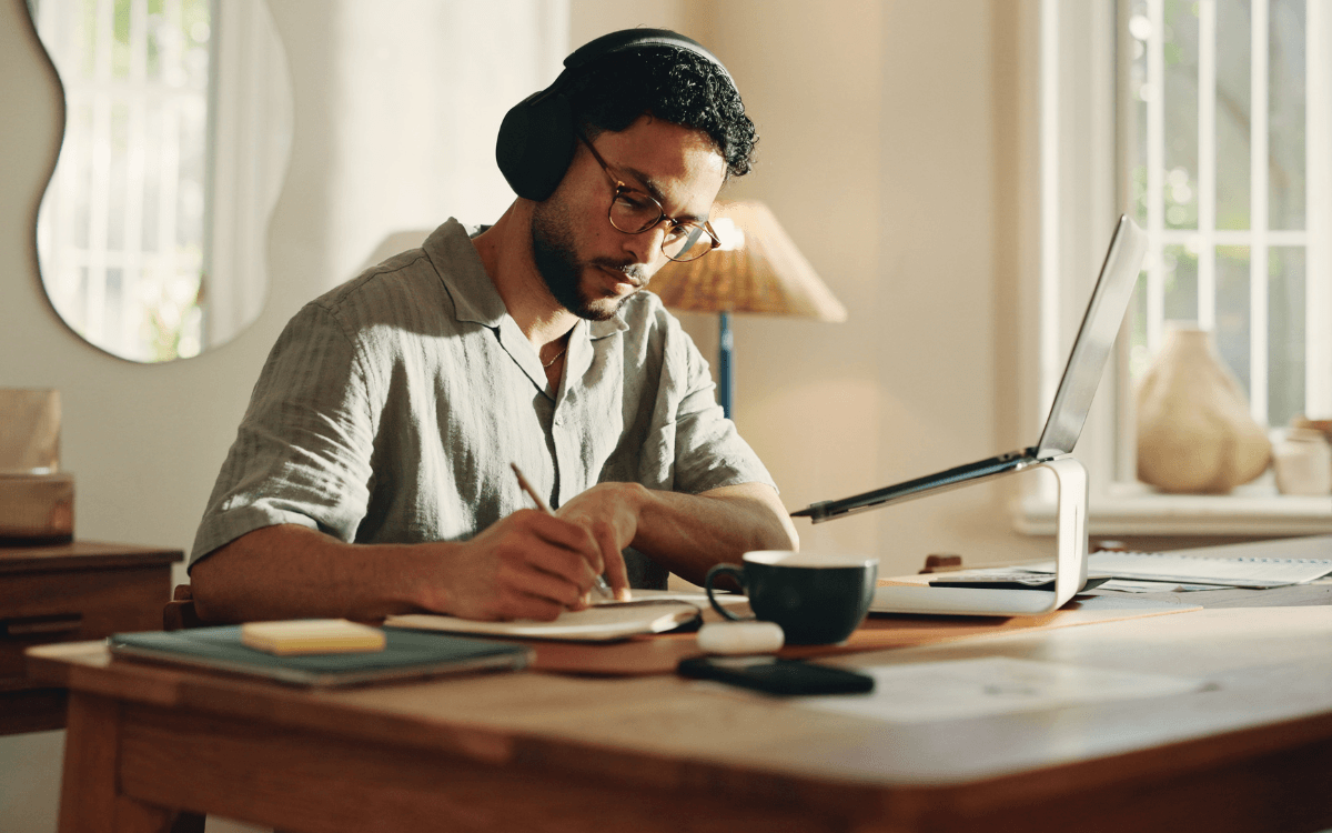 https://compareinternet.com/blog/att-fiber-vs-frontier-fiber-2026-which-is-better/