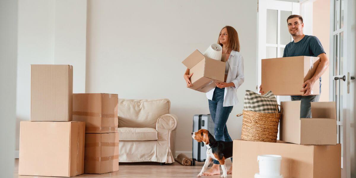 people moving into ne house