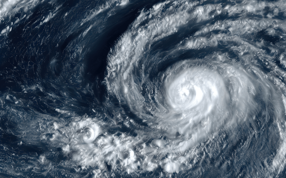 https://compareinternet.com/blog/why-verizon-5g-is-the-best-internet-for-hurricane/