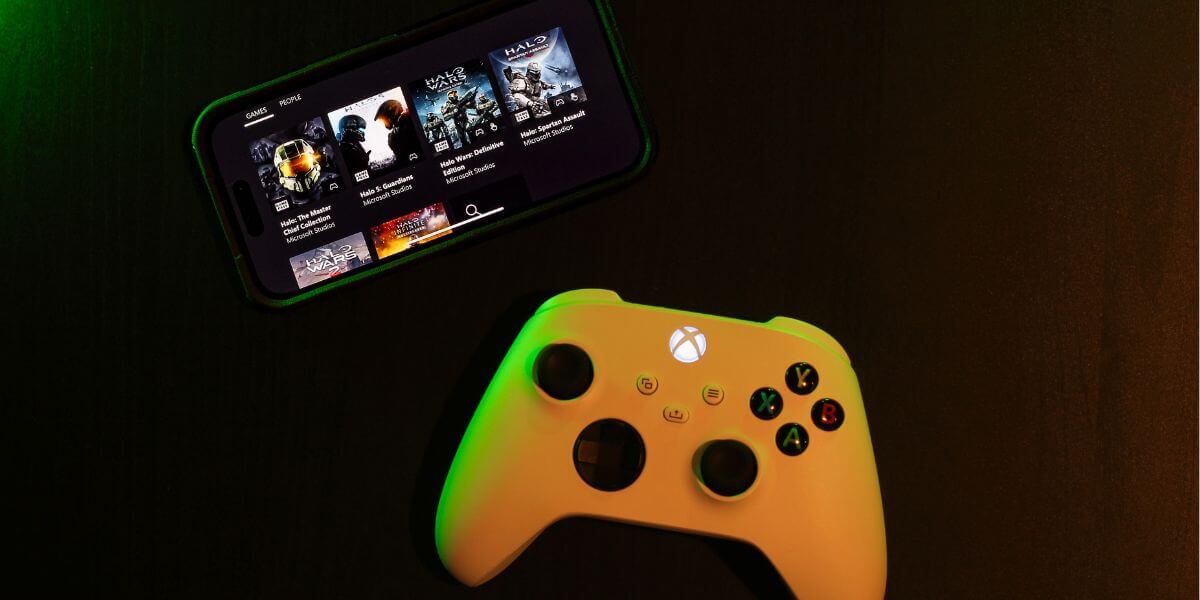 controller and phone