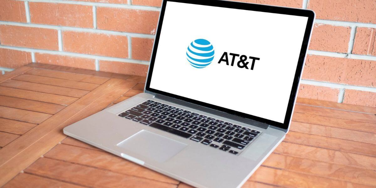 laptop with AT&T logo